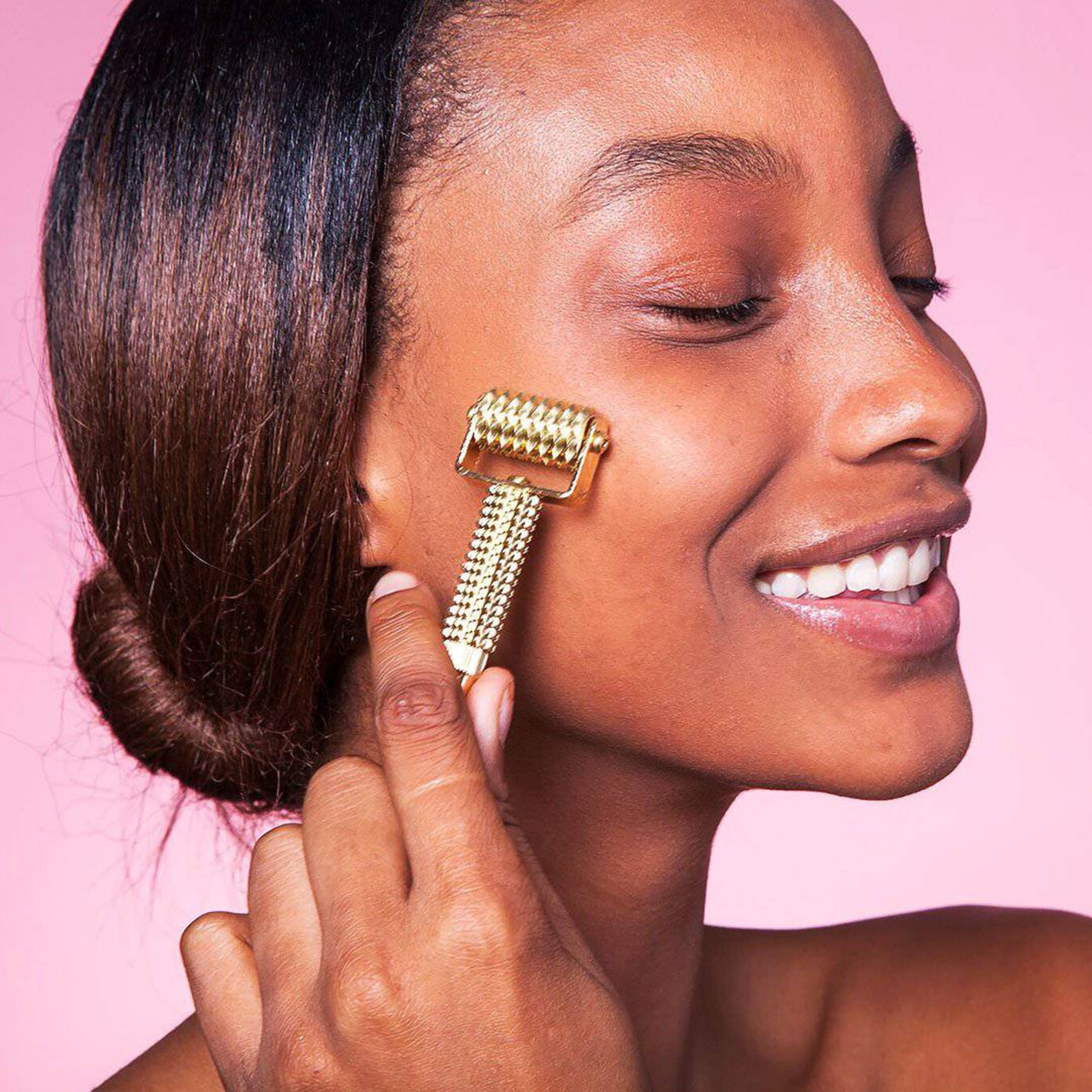 Gold Textured Face Roller & Massager | Skin Gym Gold Textured Face Roller & Massager | Skin Gym